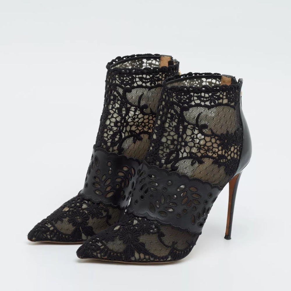 Valentino Garavani Black Fusion Lace Ankle Pointy Heeled Zip Booties 35 5